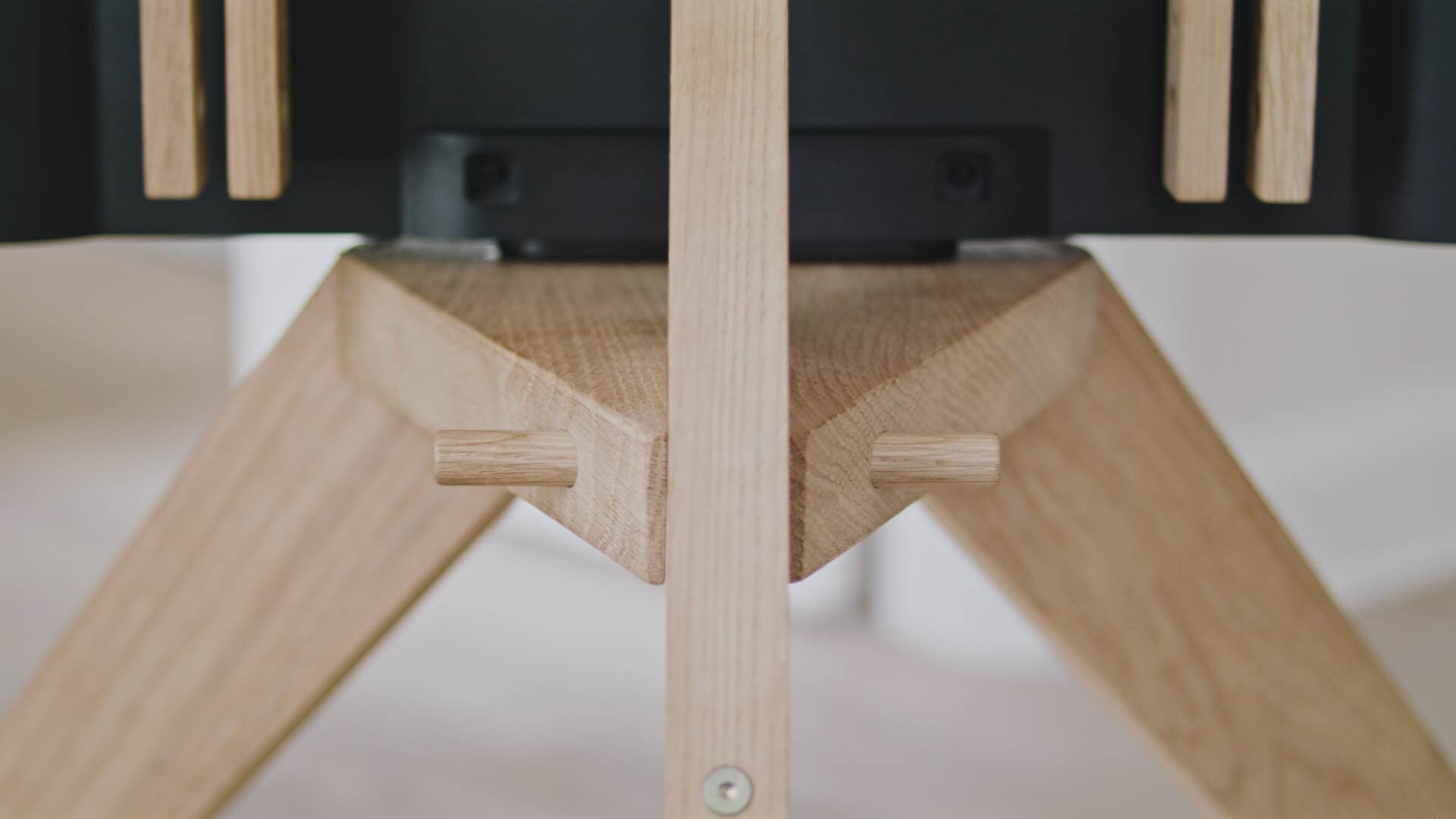 VOGELS – OP1 _ ProRes 4444 grade v01 (1-00-46-22)