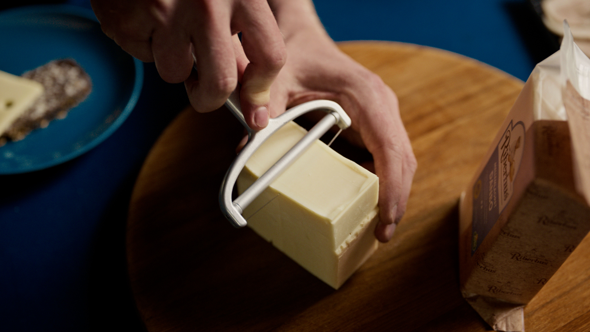 ! dk_ribe_skurvognen_vid30_16x9_tvc_tv2_da R128.00_00_12_22.Still003